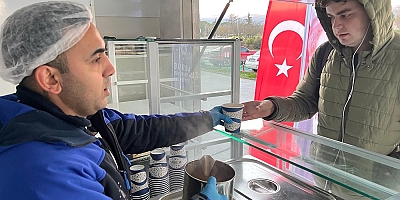Büyükşehirden öğrencilere sıcak çorba