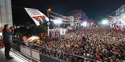 CHP, 'Millet İradesine Sahip Çıkıyor' mitinglerinin 69'uncusunu Sultanbeyli'de düzenledi.