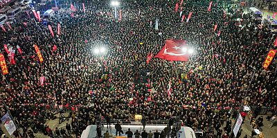 CHP tarafından düzenlenen Millet İradesine Sahip Çıkıyor mitingleri'nin 85'inci durağı Bağcılar oldu.
