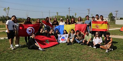 Dünya gençleri Fadıllı’da buluştu