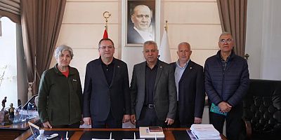 EMEP Genel Başkanı Seyit Aslan’dan Ayvalık Belediyesine ziyaret: Doğamızı birlikte savunacağız