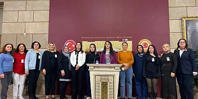 EMEP'li Karaca Meclis'te kadın işçilerle basın açıklaması düzenledi: 'Kendi hakkımızı da Fatma Nur'un hakkını da size helal etmiyoruz'