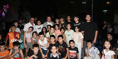 Erkan Aydın, Güneştepe’de Çocuklarla Açık Hava Sinemasında Buluştu