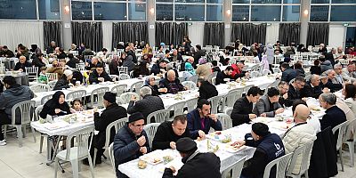 Erkan Aydın Ramazan’ın Samimi Atmosferini Vatandaşlarla Yaşadı