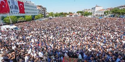 Ferdi Zeyrek son yolcuğuna uğurlandı