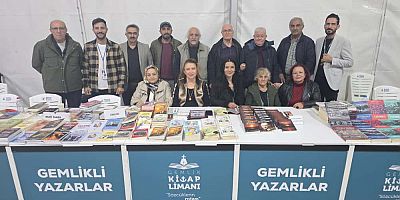 Gemlikli Yazarlar Kitap Limanı'nda