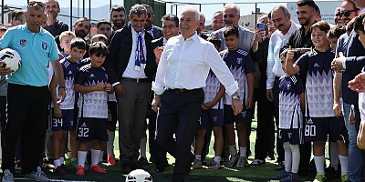 Gençler istedi, Mustafa Bozbey hayata geçirdi