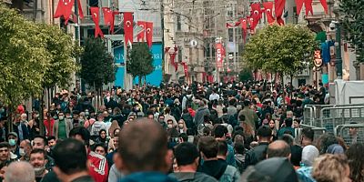 Gerçek işsizlik yüzde 30'u, istihdam kaybı 350 bini aşarak büyüyor