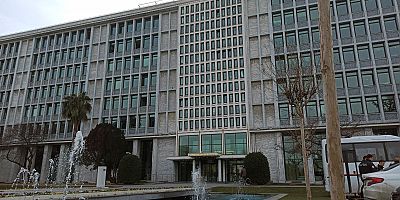 İBB'ye yönelik operasyona tepki: 'Yargı sopasıyla yürütülen gözdağı operasyonu'