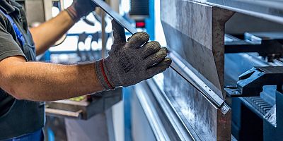 İmalat sanayisinde daralma eylülde devam etti: Bozulma eğilimi bir buçuk yıla ulaştı