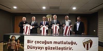 İnegölspor’dan 60 Bin Öğrenciye Forma Ve Eşofman Kampanyası