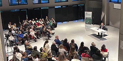 İznik Gölü’nün sular altındaki tarihi Pancar Deposu’nda konuşuldu