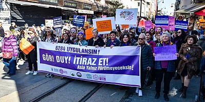 Bursa’da Kadınlardan 8 Mart’ta Güçlü Mesaj: “Mücadeleden Vazgeçmeyeceğiz