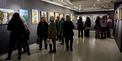 Kadınların ışığı tuvalde hayat buldu