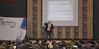 Karacabey Belediyesi'nden LGS ve YKS’ye hazırlanan öğrencilere destek