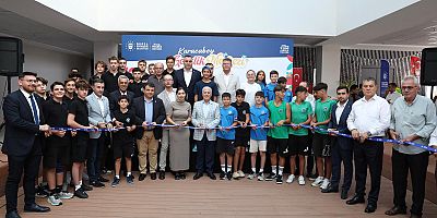 Karacabey Gençlik Merkezi Hizmete Açıldı