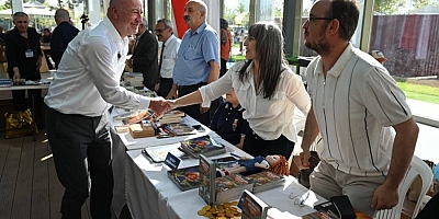 Karacabey Kitap Günleri Tüm Hızıyla Sürüyor!