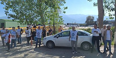 Karesi Tekstil'de örgütlenme çalışması yapan Öz İplik-İş üyelerine saldırı girişimi