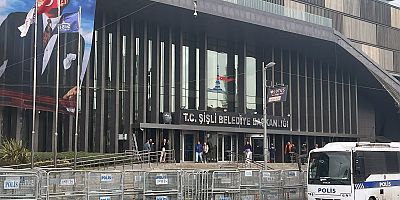 Kayyım, Şişli Belediyesine polisler eşliğinde geldi