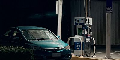 LPG'nin litre fiyatına 42 kuruş zam geldi