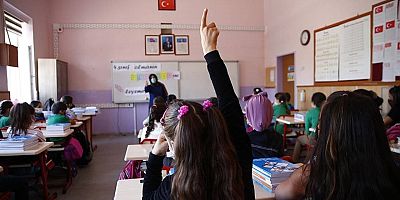 MEB'den devlet okullarında 'kayıt parası' açıklaması