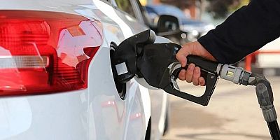 Motorine indirim: Litre fiyatı 5,57 TL düştü