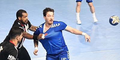 Nilüfer Belediyesi lider Beşiktaş’ı deplasmanda mağlup etti