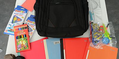 Nilüfer Belediyesi’nden ihtiyaç sahibi öğrencilere kırtasiye desteği