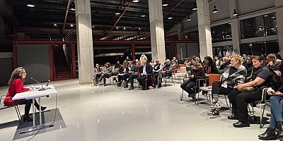 Nilüfer’de distopyada kadın kimliği tartışıldı