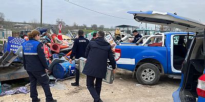 Nilüfer’de yaya yolları işgallerden arındırıldı