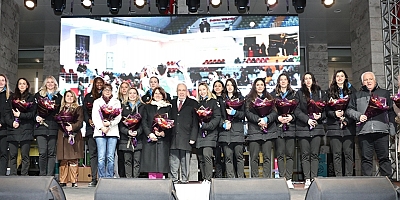 Nilüfer’in Sultanları 8 Mart’ta taraftarıyla buluştu