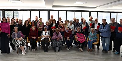 Nilüferli kadınlardan huzurevi sakinlerine gönül köprüsü