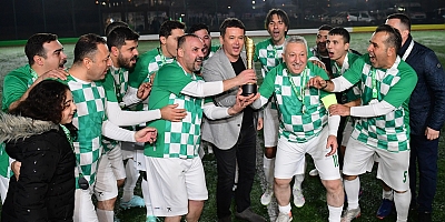 Osmangazi Belediyesi 13. Halı Saha Turnuvası’nda Şampiyon Belli Oldu