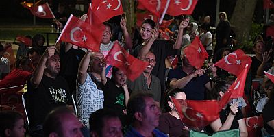 - Osmangazi Belediyesi milli heyecanı meydanlara taşıdı