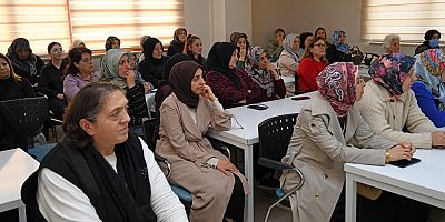 Osmangazi Belediyesi’nden ‘Kadın ve Toplum’ Başlıklı Söyleşi 