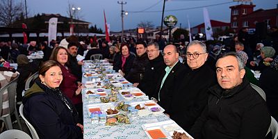 Osmangazi Belediyesi Ramazan’ın Bereketini Yenibağlar’da Paylaştı