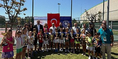 Osmangazi Belediyespor Teniste Gururlandırdı