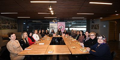 Osmangazi’de Cengiz Aytmatov’un “Elveda Gülsarı” Eseri Kolektif Okumayla Ele Alındı