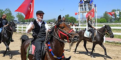 Osmangazi’de Geleneksel Rahvan At Koşusu Coşkusu 
