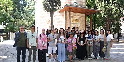 Osmangazi’de Gençler Tanpınar’ın Satırlarından Tarihe Yürüdü