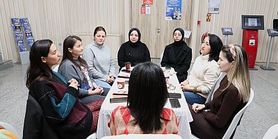 Osmangazi’de Kitapseverlerden Kolektif Okuma Etkinliği