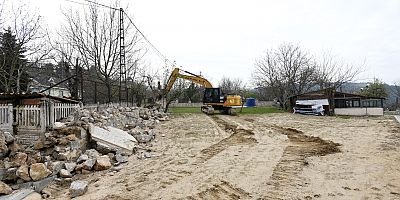 Osmangazi’de Sit Alanındaki Kaçak Yapıya Anında Müdahale