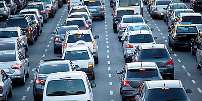 Otoyol geçiş ücretleri her yıl otomatik zamlanacak