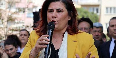 Özlem Çerçioğlu ve 3 belediye başkanı CHP'den istifa etti