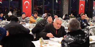 Ramazan’ın İlk İftarında Osmangazi’de Gönüller Birleşti