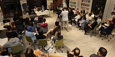 Rıfat Ilgaz’ın mizahi yönü ele alındı