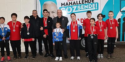 Şadi Özdemir, Balkan ve Kurtuluş sakinlerini dinledi