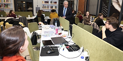 Şadi Özdemir’den finaller öncesi gençlere moral ziyareti