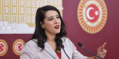 Sevda Karaca Aile Bakanlığının veri gizlemesini sordu: Yoksulluğun boyutlarını gizlemeye yönelik bir adım mıdır?