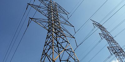 Spot elektrik piyasasında yarın için en yüksek fiyat 4 bin 100 lira